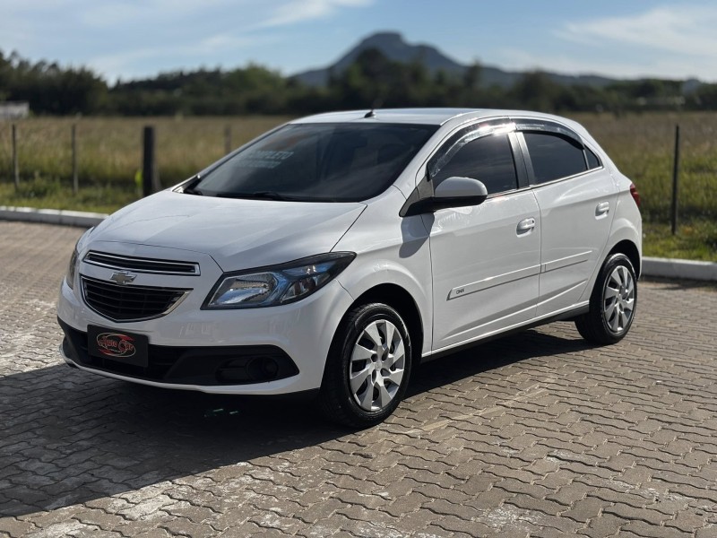 onix 1.4 mpfi lt 8v flex 4p automatico 2015 candelaria