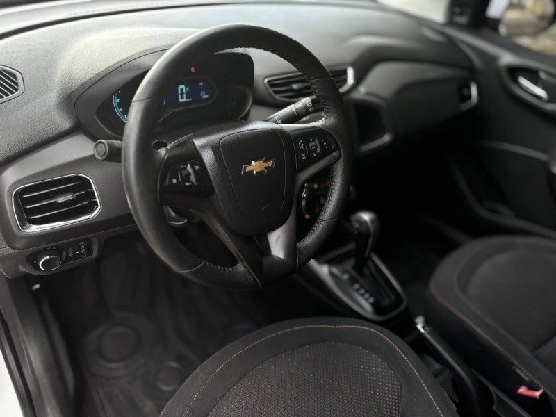 ONIX 1.4 MPFI LT 8V FLEX 4P AUTOMÁTICO - 2015 - CANDELáRIA