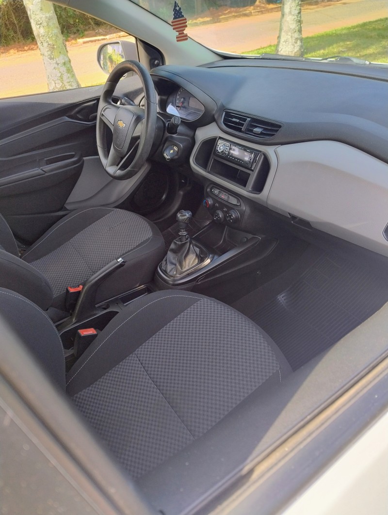 ONIX 1.0 JOY HATCH 8VFLEX 4P MANUAL - 2019 - CAMPO BOM