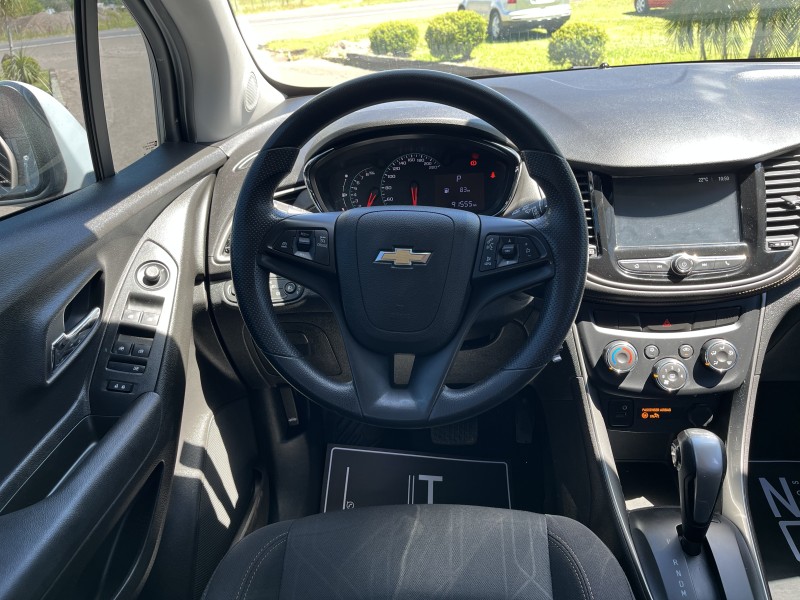 TRACKER 1.4 16V TURBO FLEX LT AUTOMÁTICO - 2018 - BOM PRINCíPIO