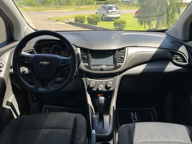 TRACKER 1.4 16V TURBO FLEX LT AUTOMÁTICO - 2018 - BOM PRINCíPIO