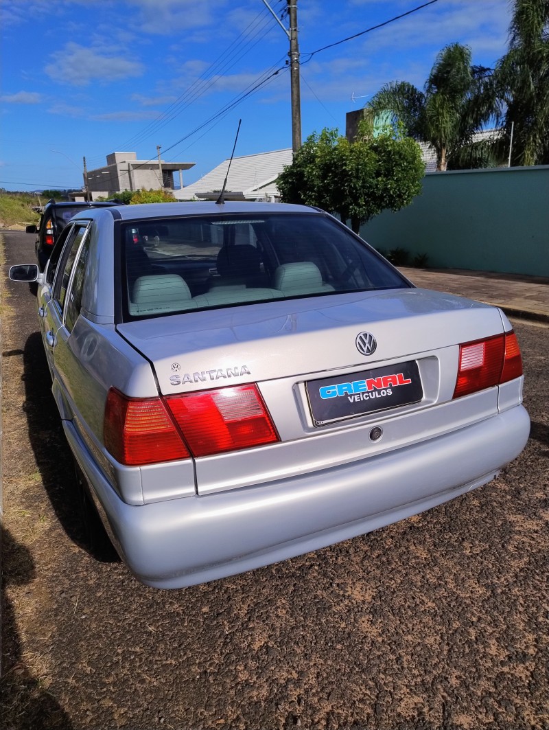 SANTANA 1.8 MI COMFORTLINE 8V GASOLINA 4P MANUAL - 2006 - CAMPO BOM