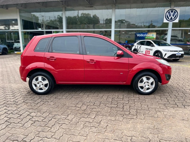 FIESTA 1.0 MPI CLASS 8V FLEX 4P MANUAL - 2014 - NOVA PETRóPOLIS