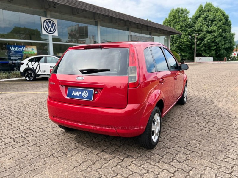 FIESTA 1.0 MPI CLASS 8V FLEX 4P MANUAL - 2014 - NOVA PETRóPOLIS