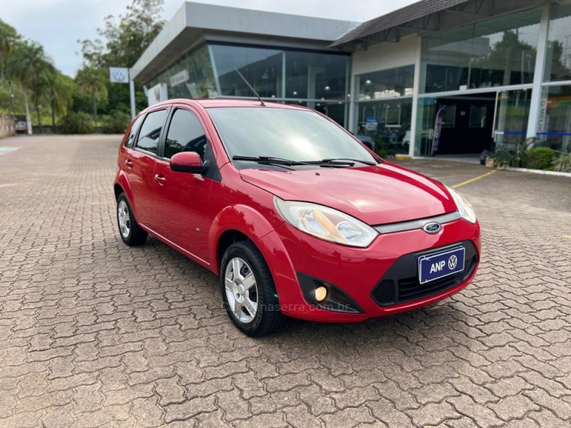 FIESTA 1.0 MPI CLASS 8V FLEX 4P MANUAL - 2014 - NOVA PETRóPOLIS