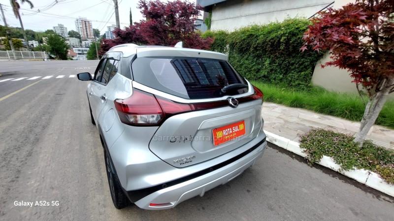 KICKS 1.6 ADVANCE 16V PLUS CVT FLEX 4P AUTOMÁTICO - 2022 - FARROUPILHA