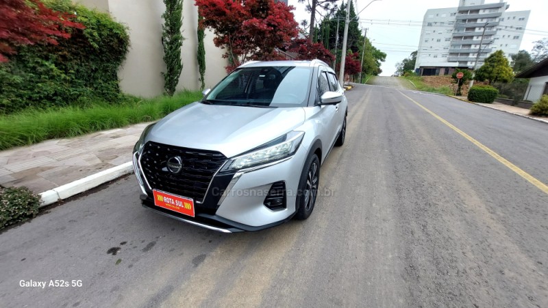 KICKS 1.6 ADVANCE 16V PLUS CVT FLEX 4P AUTOMÁTICO - 2022 - FARROUPILHA
