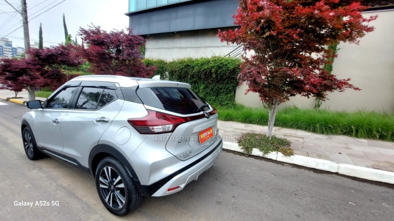 KICKS 1.6 ADVANCE 16V PLUS CVT FLEX 4P AUTOMÁTICO - 2022 - FARROUPILHA
