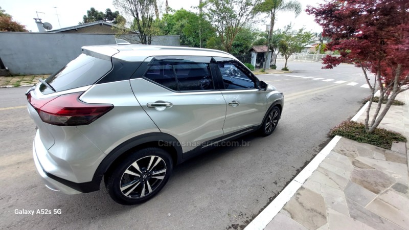 KICKS 1.6 ADVANCE 16V PLUS CVT FLEX 4P AUTOMÁTICO