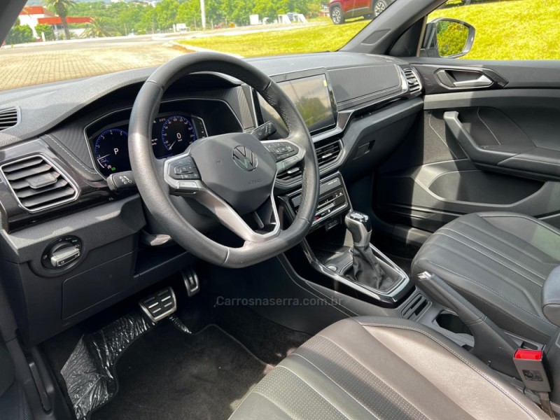 T-CROSS 1.4 HIGHLINE TSI 16V FLEX 4P AUTOMÁTICO - 2025 - NOVA PETRóPOLIS