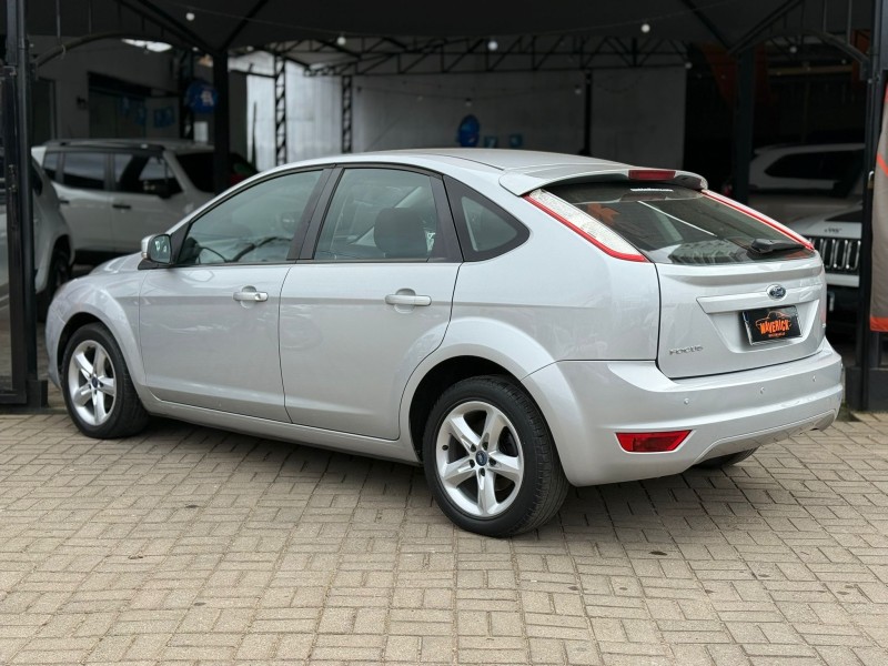 FOCUS 2.0 GLX 16V FLEX 4P MANUAL - 2013 - LAGOA VERMELHA