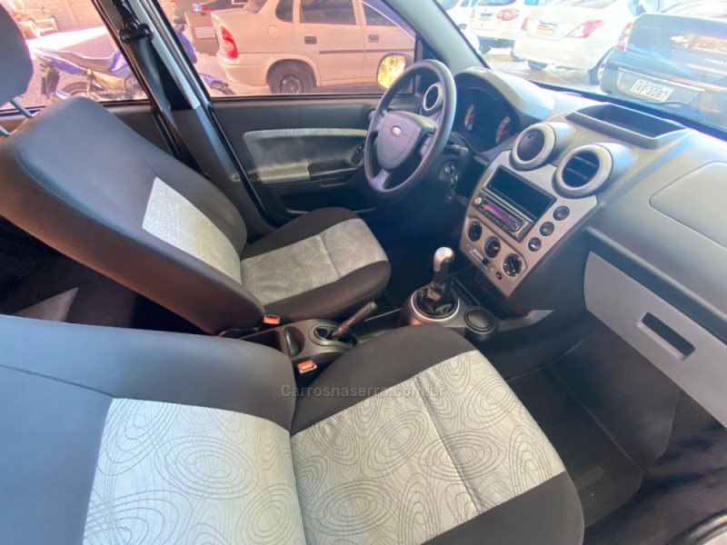 FIESTA 1.6 MPI SEDAN 8V FLEX 4P MANUAL - 2010 - CAXIAS DO SUL