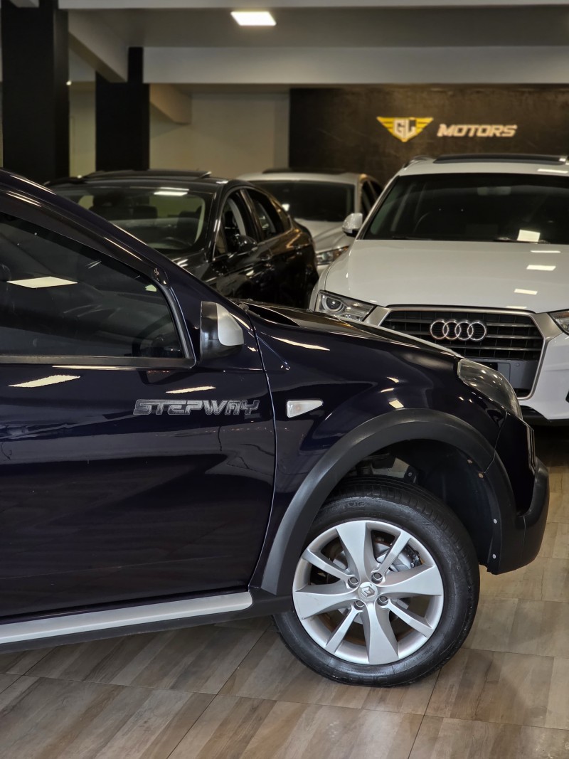 SANDERO 1.6 STEPWAY 16V FLEX 4P MANUAL - 2012 - CAXIAS DO SUL