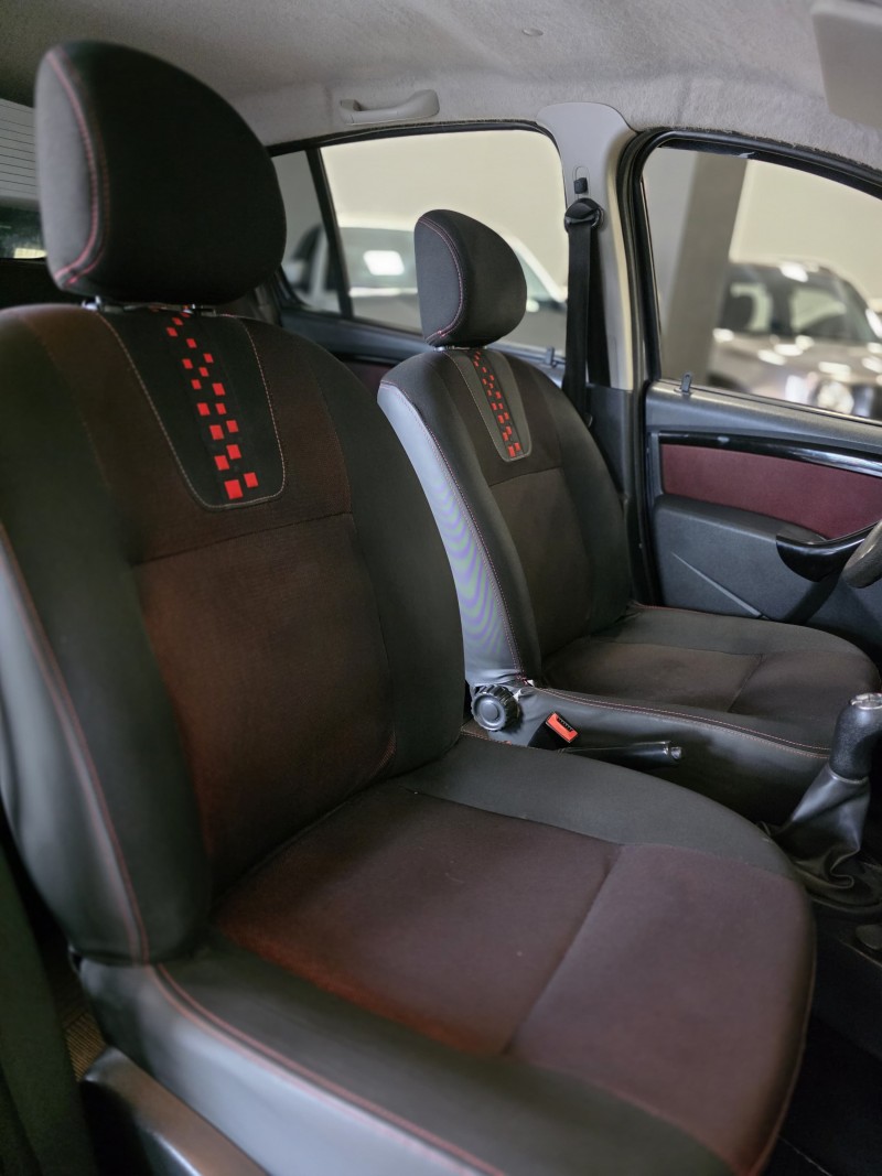 SANDERO 1.6 STEPWAY 16V FLEX 4P MANUAL - 2012 - CAXIAS DO SUL