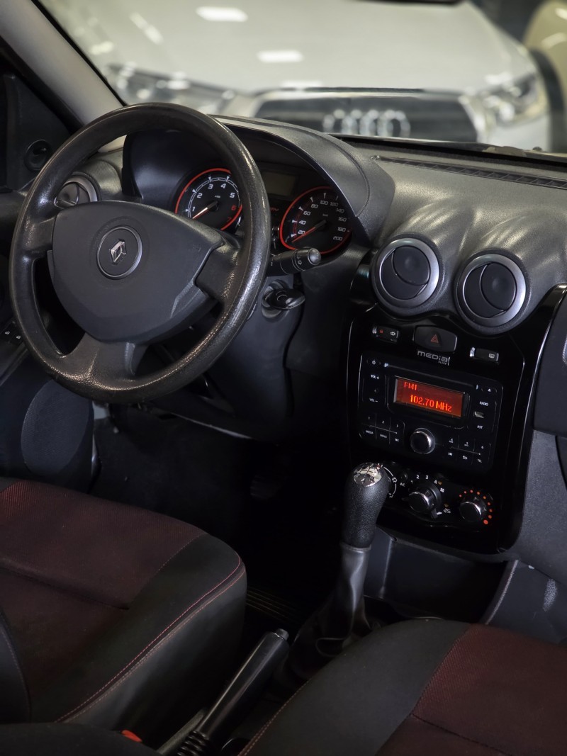 SANDERO 1.6 STEPWAY 16V FLEX 4P MANUAL - 2012 - CAXIAS DO SUL