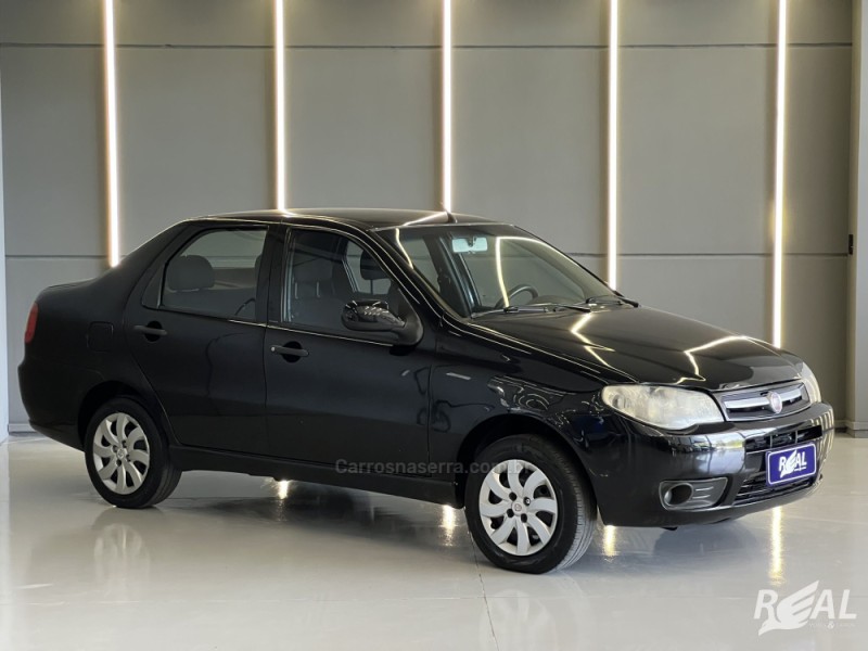 SIENA 1.0 MPI FIRE 8V FLEX 4P MANUAL - 2012 - SAPIRANGA