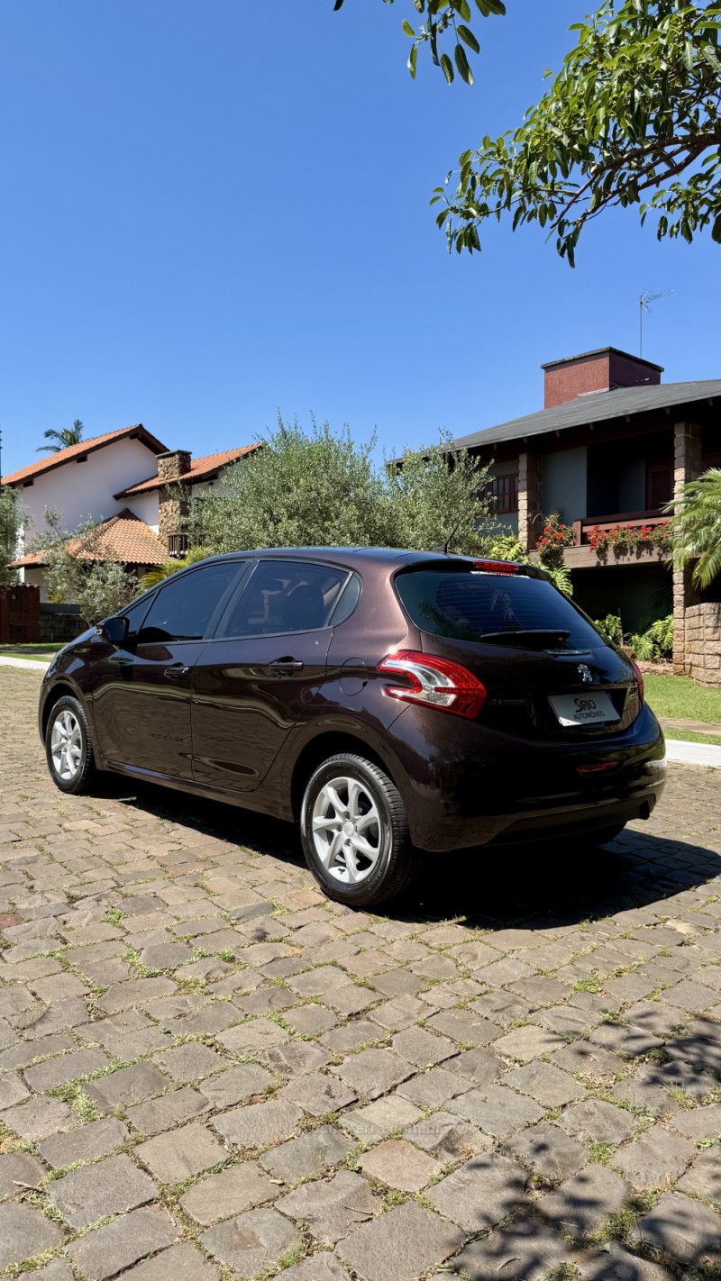 208 1.5 ALLURE 8V FLEX 4P MANUAL - 2015 - LAJEADO