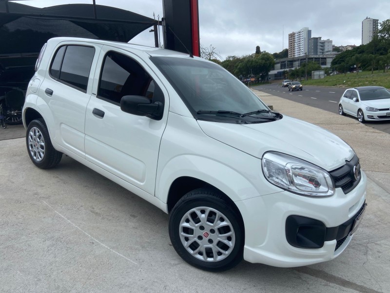 uno 1.0 evo attractive 8v flex 4p manual 2017 caxias do sul