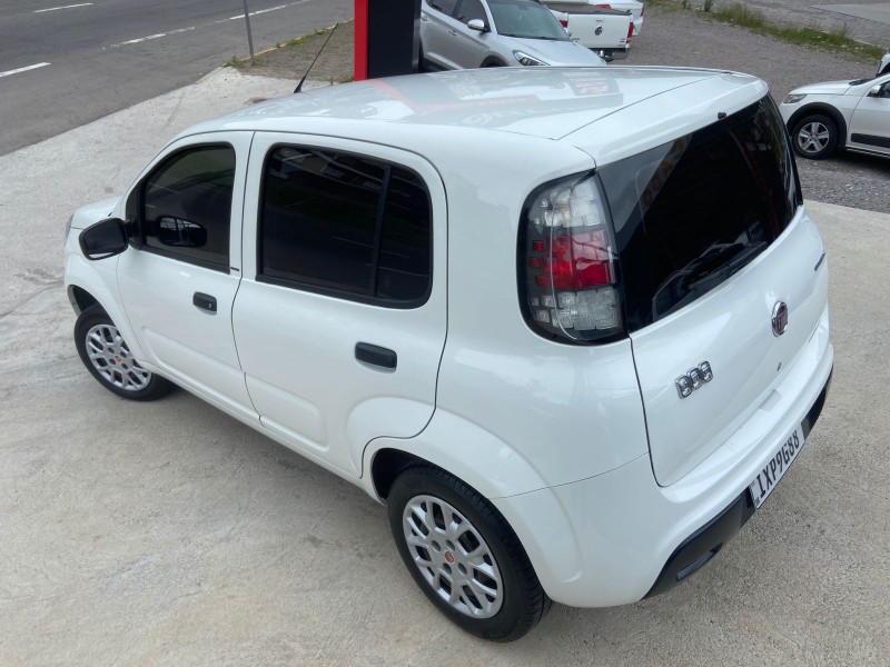 UNO 1.0 EVO ATTRACTIVE 8V FLEX 4P MANUAL - 2017 - CAXIAS DO SUL