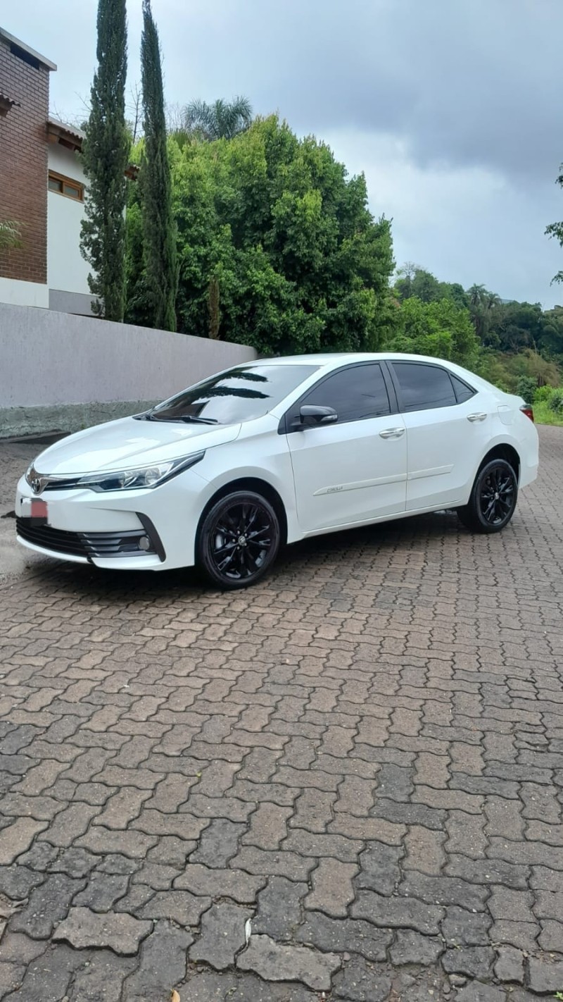 COROLLA 2.0 XEI 16V FLEX 4P AUTOMÁTICO - 2019 - ESTRELA
