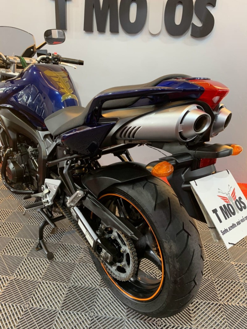 FAZER 600S - 2009 - PORTãO