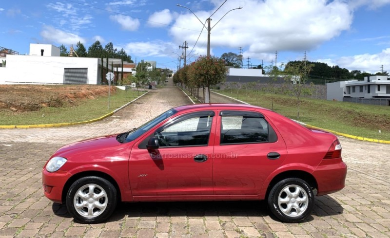 PRISMA 1.0 MPFI JOY 8V FLEX 4P MANUAL - 2010 - GUAPORé