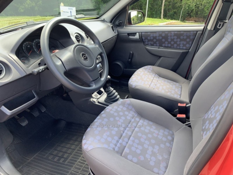 PRISMA 1.0 MPFI JOY 8V FLEX 4P MANUAL - 2010 - GUAPORé