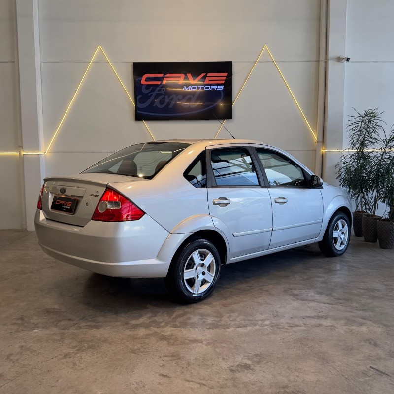 FIESTA 1.6 MPI SEDAN 8V FLEX 4P MANUAL - 2008 - CAXIAS DO SUL