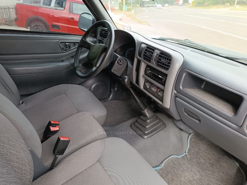 S10 2.4 MPFI ADVANTAGE 4X2 CD 8V FLEX 4P MANUAL - 2009 - NOVA PETRóPOLIS