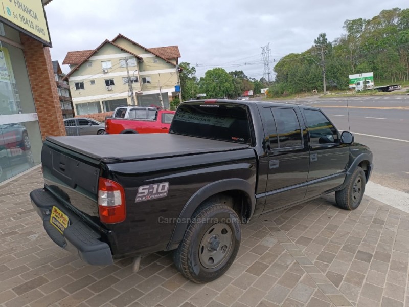 S10 2.4 MPFI ADVANTAGE 4X2 CD 8V FLEX 4P MANUAL - 2009 - NOVA PETRóPOLIS
