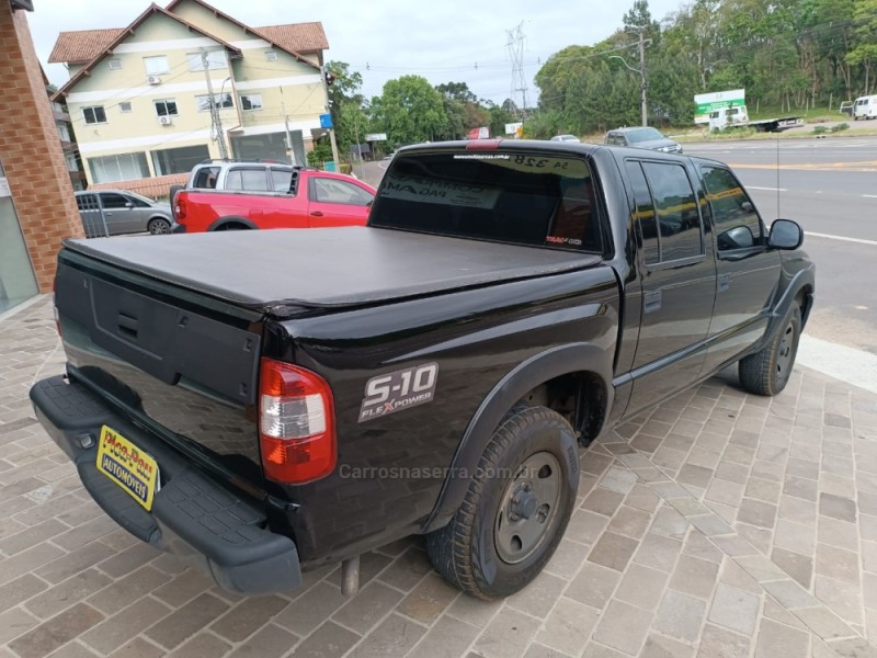 S10 2.4 MPFI ADVANTAGE 4X2 CD 8V FLEX 4P MANUAL - 2009 - NOVA PETRóPOLIS