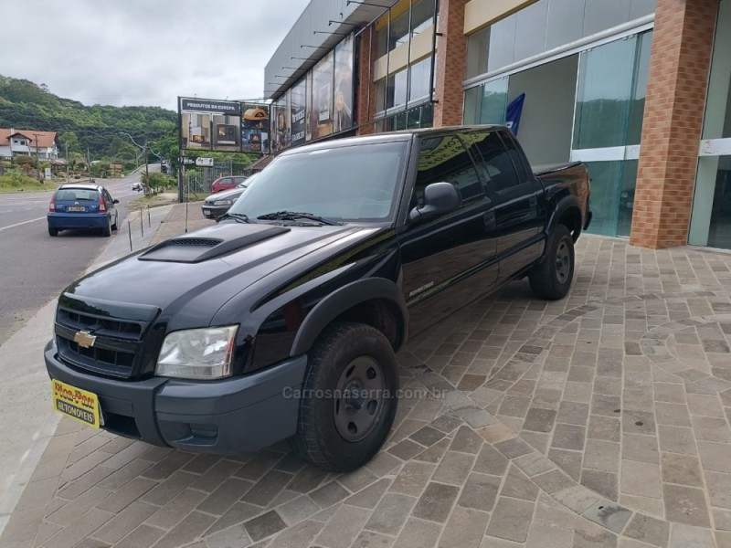 S10 2.4 MPFI ADVANTAGE 4X2 CD 8V FLEX 4P MANUAL - 2009 - NOVA PETRóPOLIS