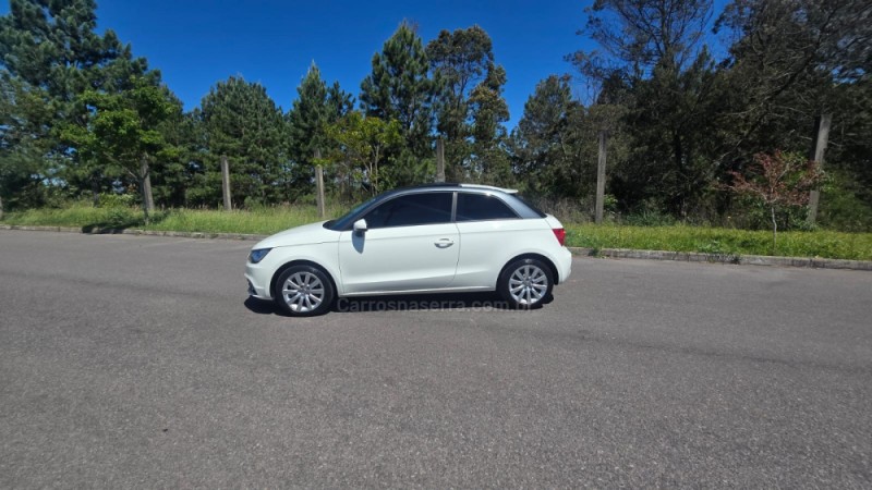 A1 1.4 TFSI ATTRACTION 16V 122CV GASOLINA 2P AUTOMÁTICO - 2011 - BENTO GONçALVES