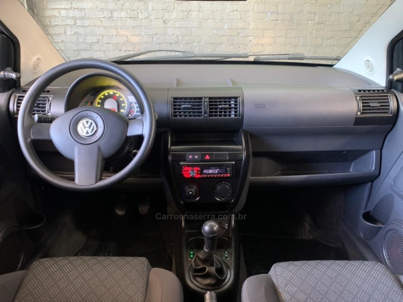 FOX 1.0 MI 8V FLEX 4P MANUAL - 2006 - CAXIAS DO SUL