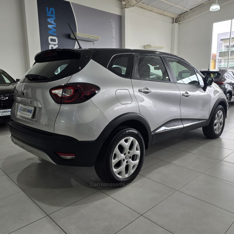 CAPTUR 1.3 ZEN 16V TURBO FLEX 4P AUTOMÁTICO - 2022 - SANTA CRUZ DO SUL