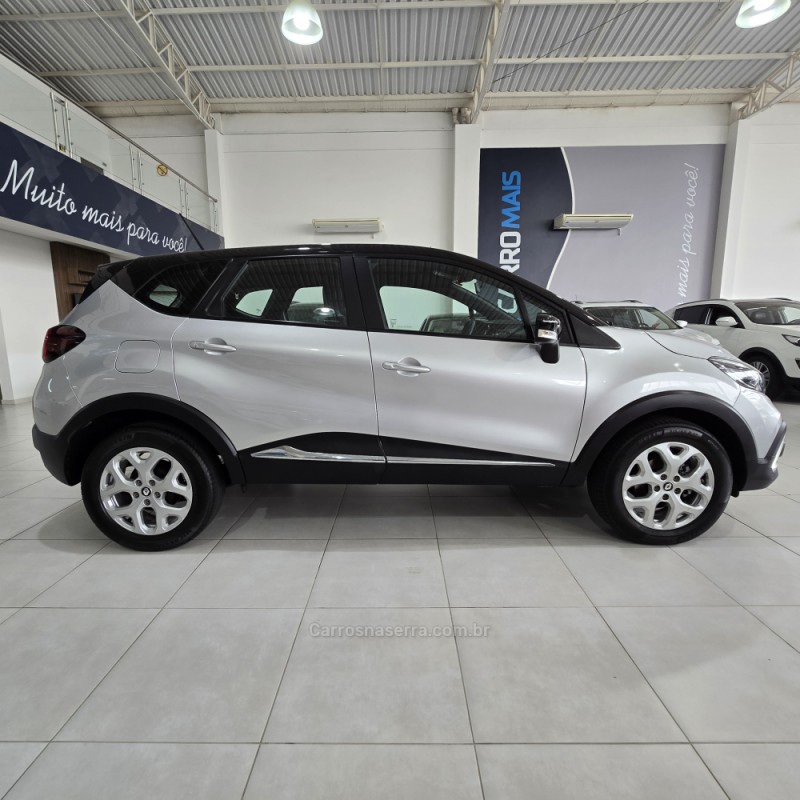 CAPTUR 1.3 ZEN 16V TURBO FLEX 4P AUTOMÁTICO - 2022 - SANTA CRUZ DO SUL