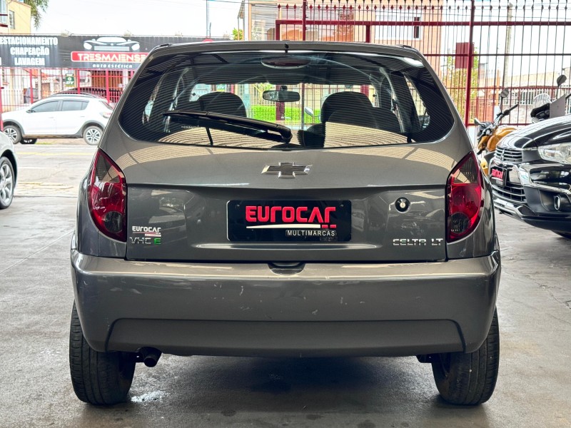 CHEVROLET - CELTA - 2012/2012 - Cinza - R$ 28.900,00