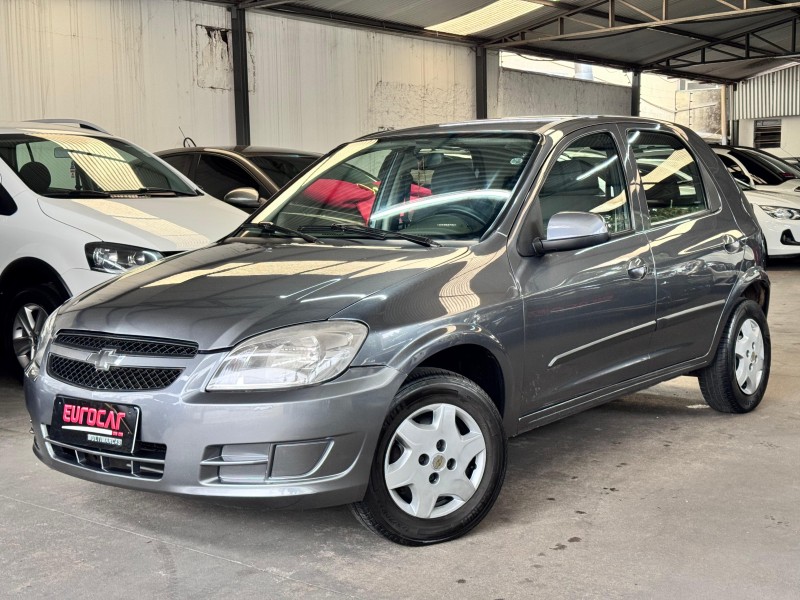 CHEVROLET - CELTA - 2012/2012 - Cinza - R$ 28.900,00