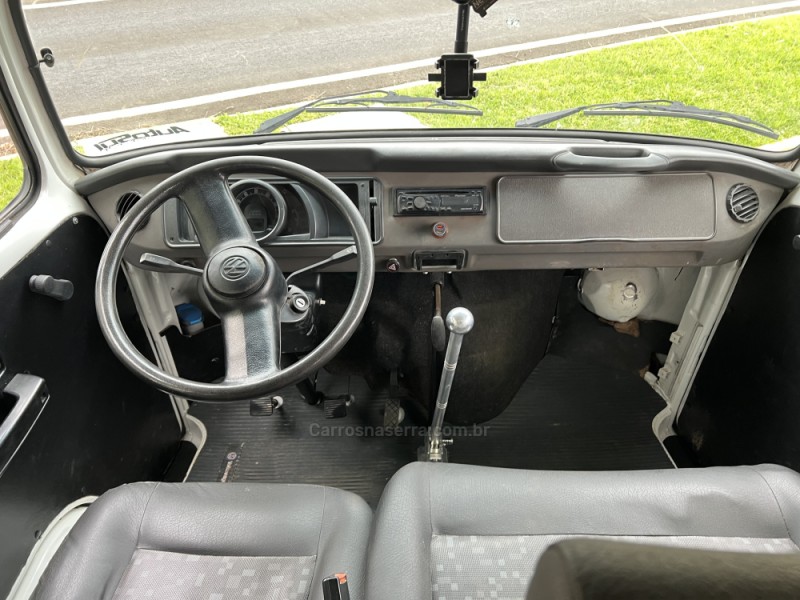 KOMBI 1.4 MI STD LOTAÇÃO 8V FLEX 3P MANUAL - 2010 - DOIS IRMãOS