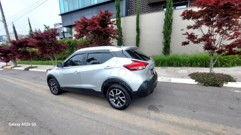 KICKS 1.6 S DIRECT 16V FLEX 4P AUTOMÁTICO - 2018 - FARROUPILHA