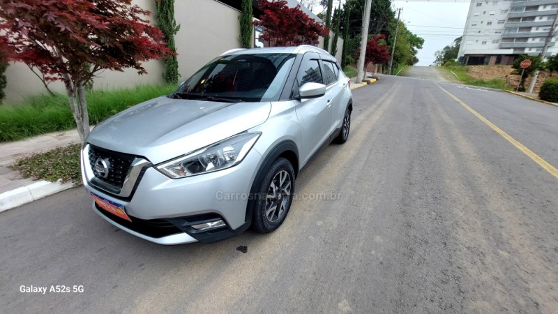 KICKS 1.6 S DIRECT 16V FLEX 4P AUTOMÁTICO - 2018 - FARROUPILHA