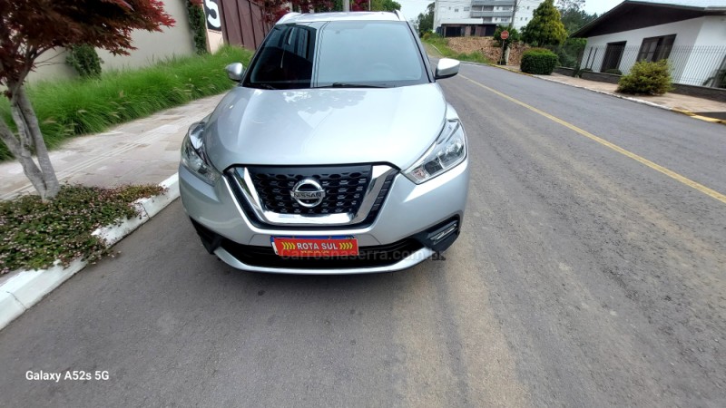 KICKS 1.6 S DIRECT 16V FLEX 4P AUTOMÁTICO - 2018 - FARROUPILHA