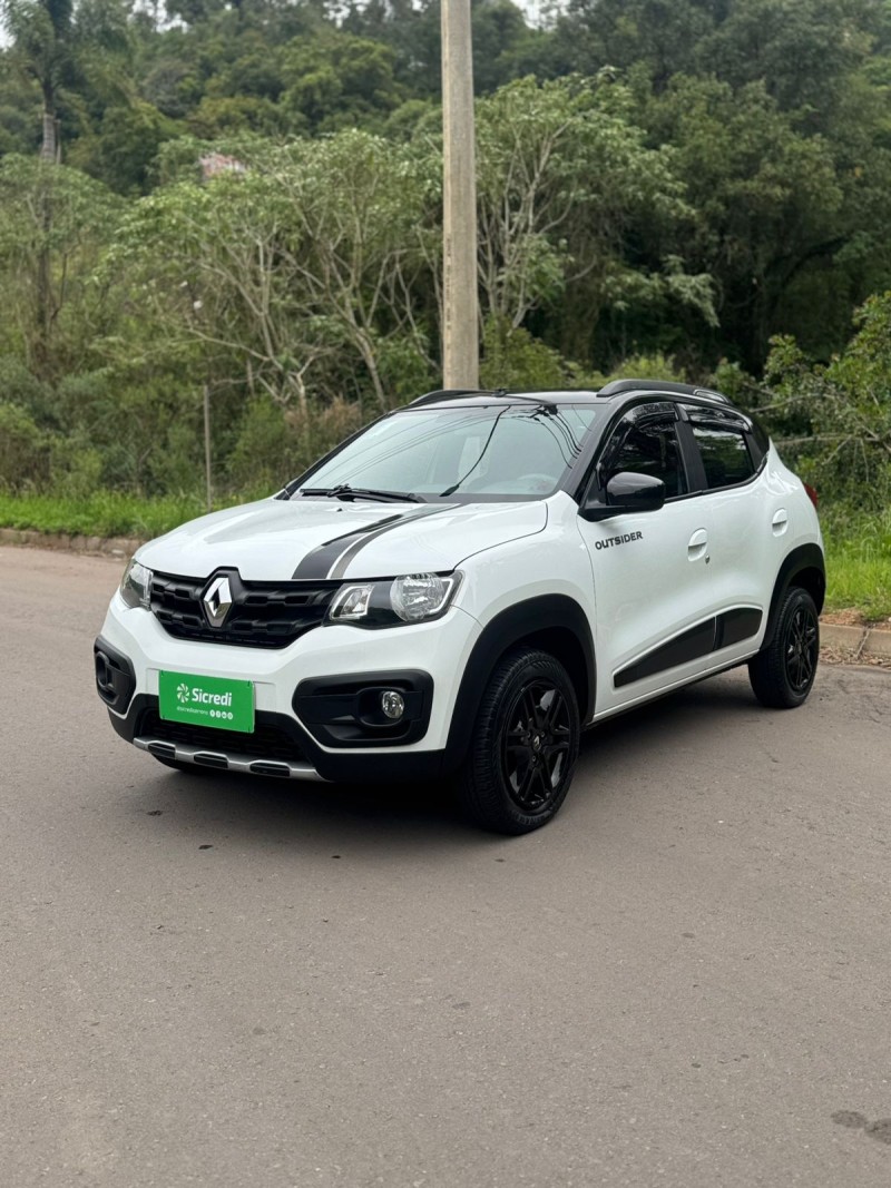 KWID 1.0 12V OUTSIDER FLEX 4P MANUAL - 2020 - BENTO GONçALVES