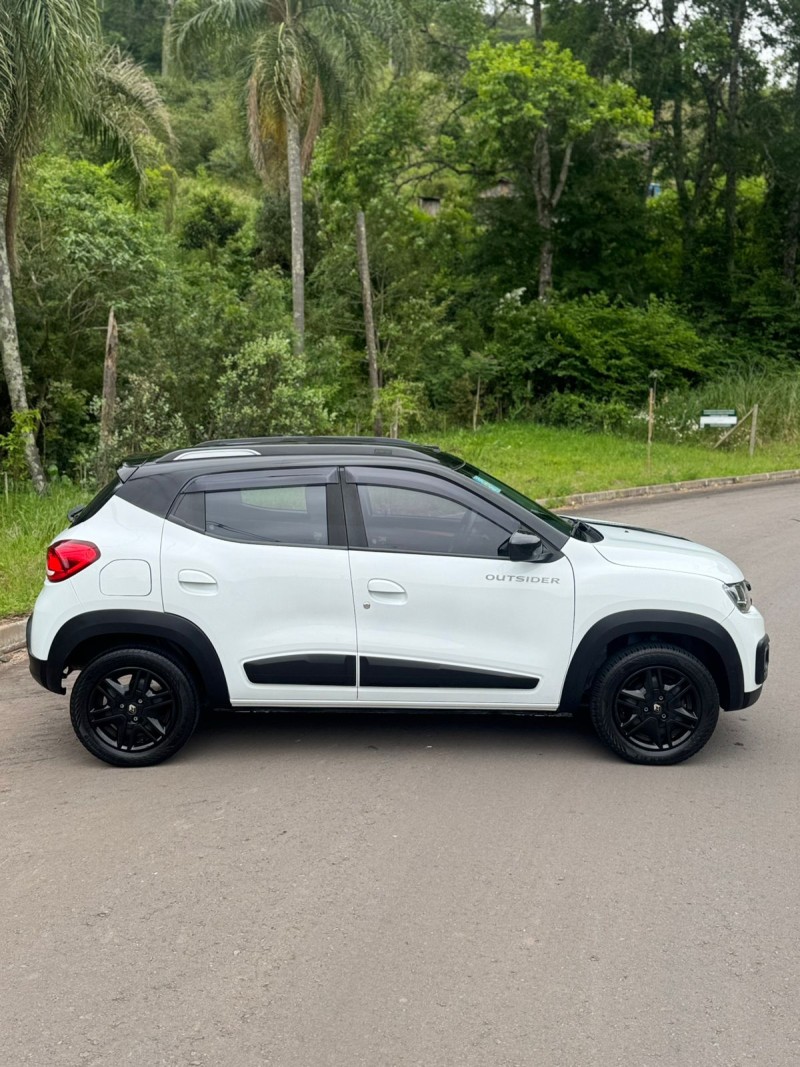 KWID 1.0 12V OUTSIDER FLEX 4P MANUAL - 2020 - BENTO GONçALVES
