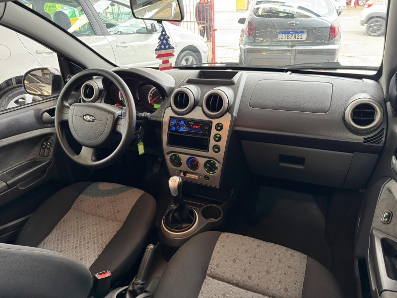 FIESTA 1.6 MPI CLASS HATCH 8V FLEX 4P MANUAL - 2013 - CAXIAS DO SUL