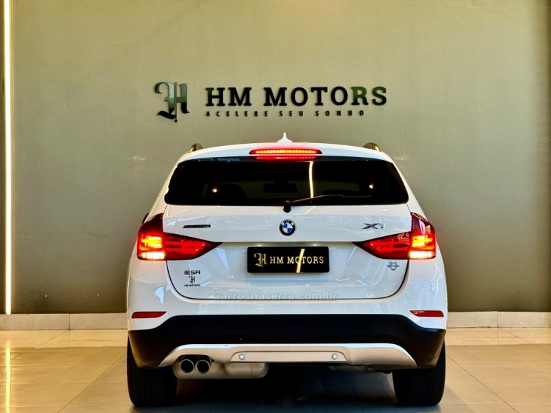 X1 2.0 20I 4X2 16V GASOLINA 4P AUTOMÁTICO - 2015 - CAXIAS DO SUL