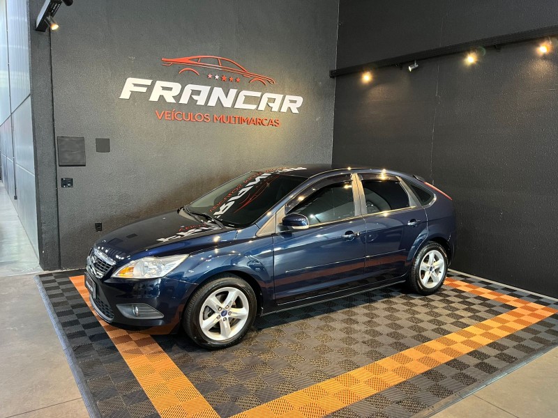 focus 2.0 glx 16v flex 4p automatico 2013 antonio prado