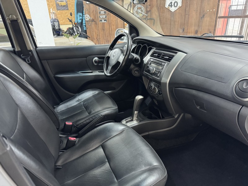 LIVINA 1.8 16V FLEX 4P AUTOMÁTICO - 2013 - CAXIAS DO SUL