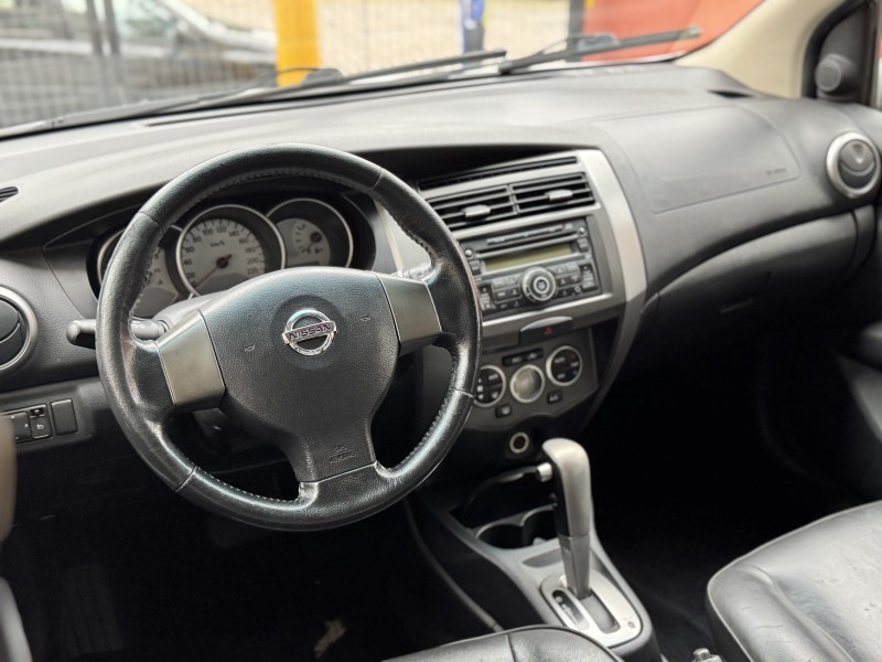 LIVINA 1.8 16V FLEX 4P AUTOMÁTICO - 2013 - CAXIAS DO SUL