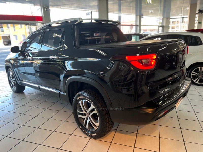 TORO 2.0 16V TURBO DIESEL VOLCANO AT9 4X4 AUTOMÁTICO - 2018 - CAXIAS DO SUL